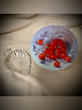 🔍 Anchor Hocking Grape Relish Dish & Decorative Apple Plate (2-Piece Bundle)